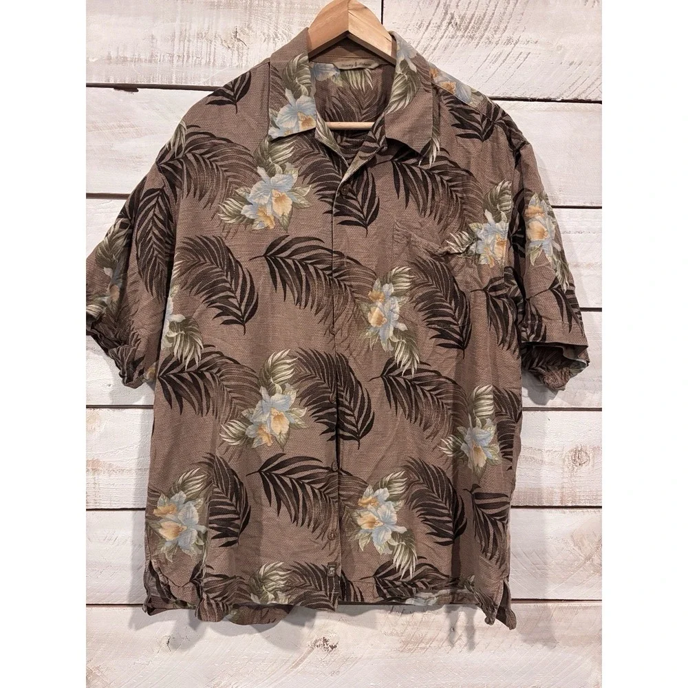 Tommy Bahama Shirt Mens L Multicolor Silk Hawaiian Floral‎ Aloha Relax Read Des